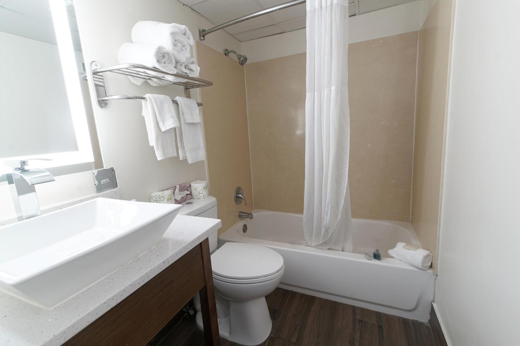 Marjac Suites Virginia Beach Oceanfront מראה חיצוני תמונה