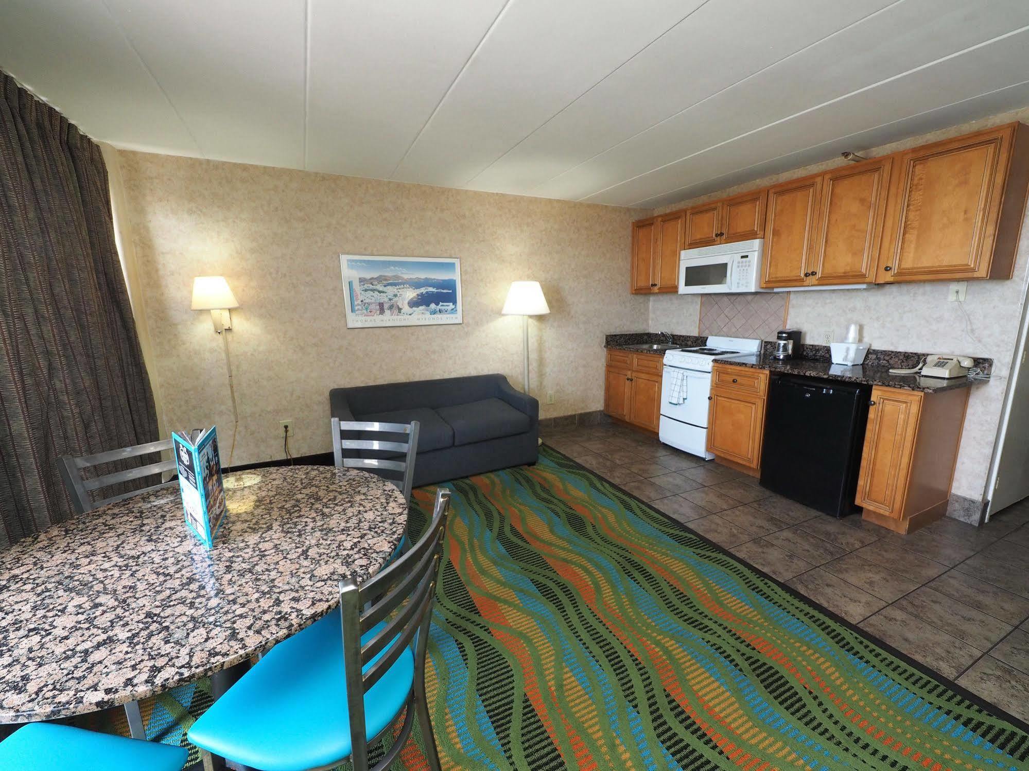 Marjac Suites Virginia Beach Oceanfront מראה חיצוני תמונה