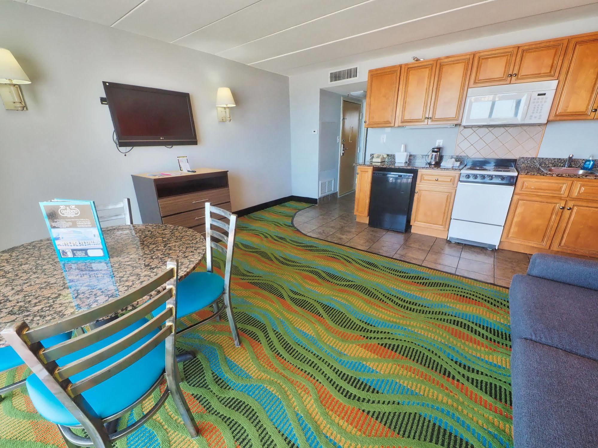 Marjac Suites Virginia Beach Oceanfront מראה חיצוני תמונה